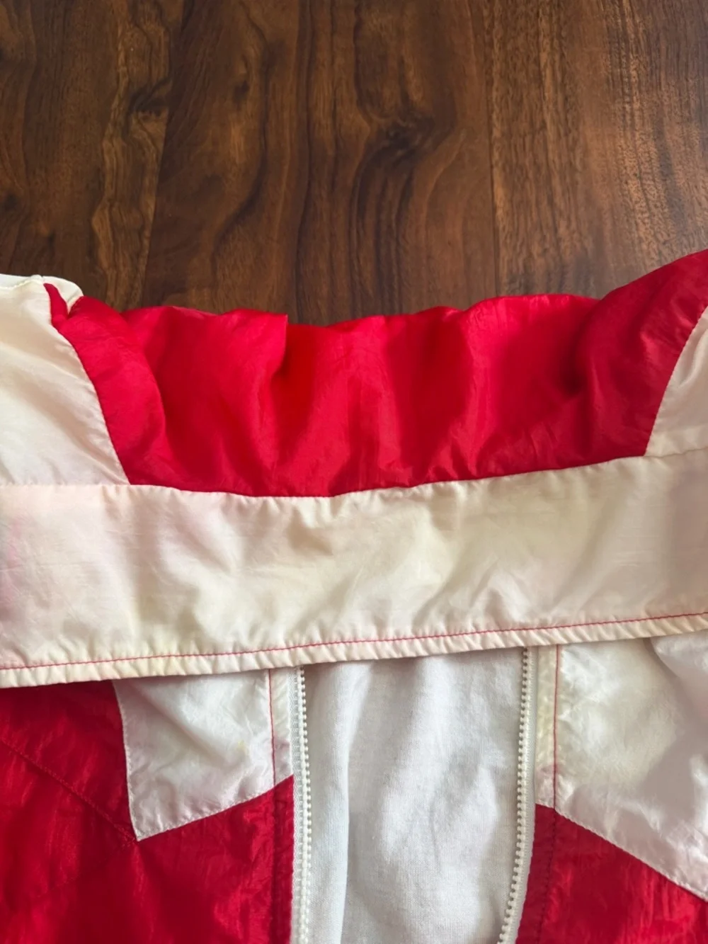Vintage Nike 90d Red and White Windbreaker Jacket